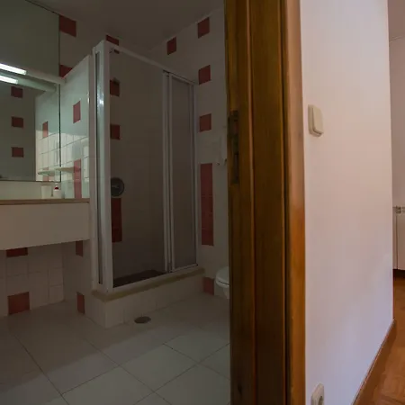 Hi Ofir - De Juventude بيت شباب