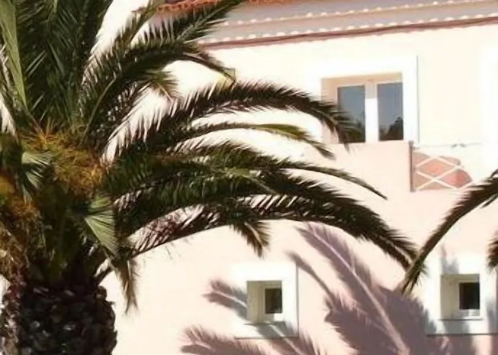 Hi Ofir - De Juventude Hostel Esposende